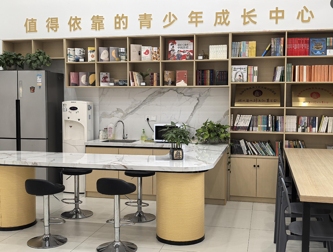 1781664457867403.png 2026最新整理:尖锋教育官方校区地址 + 咨询电话大全